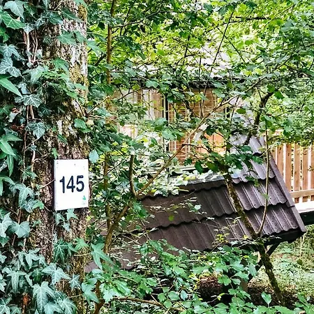 Boshuisje 145 Met Privebalkon - シャレー *